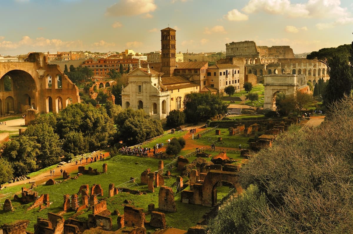 Roman Forum and Palatine Hill with Multimedia Video