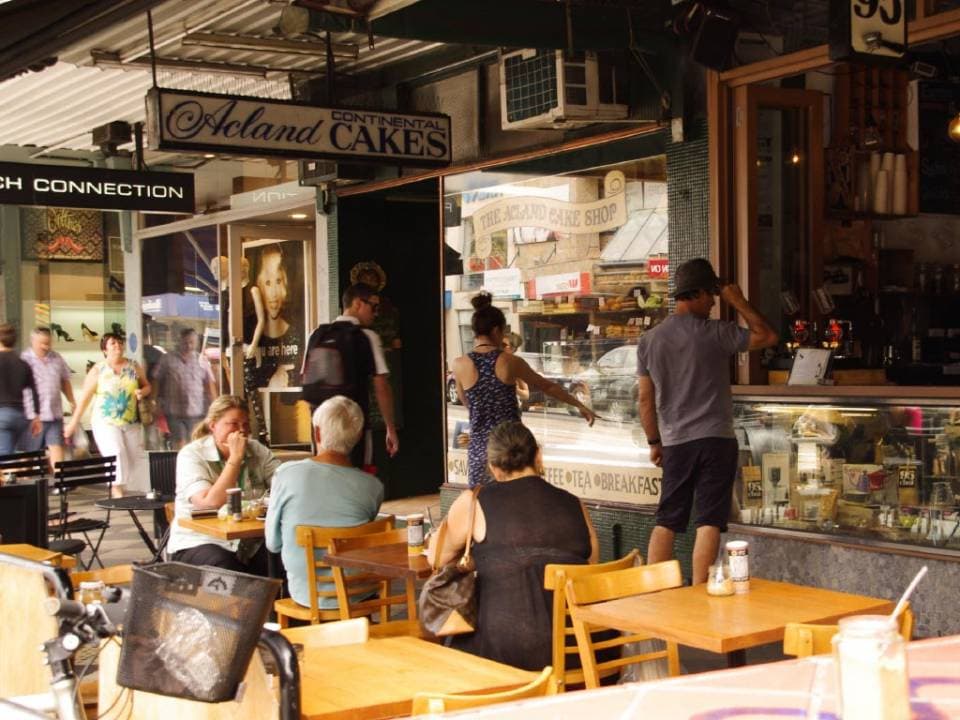 Melbourne Bus Tour with Queen Victoria Market visit