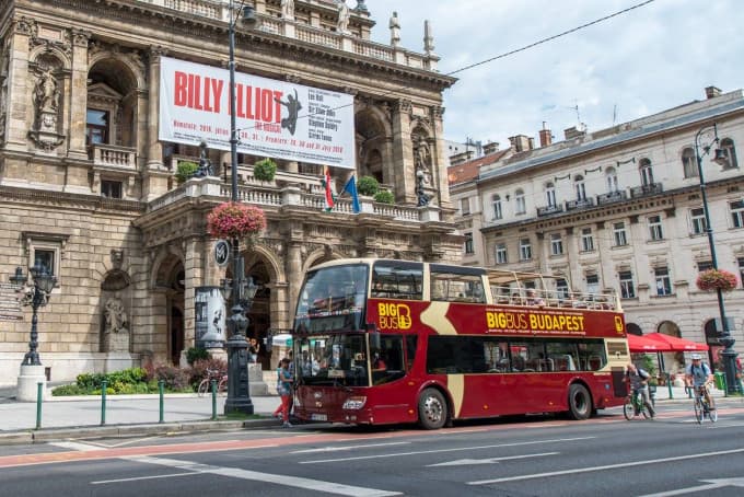 Big Bus Budapest Hop-on Hop-off Bus Tour