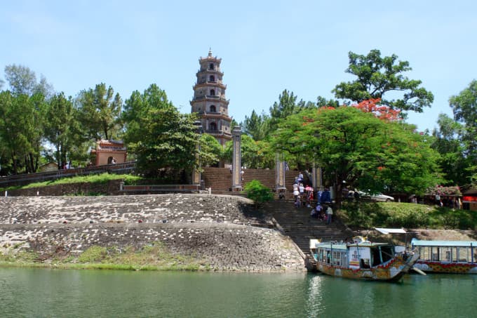 Hue City Tour with Dragon Boat Ride